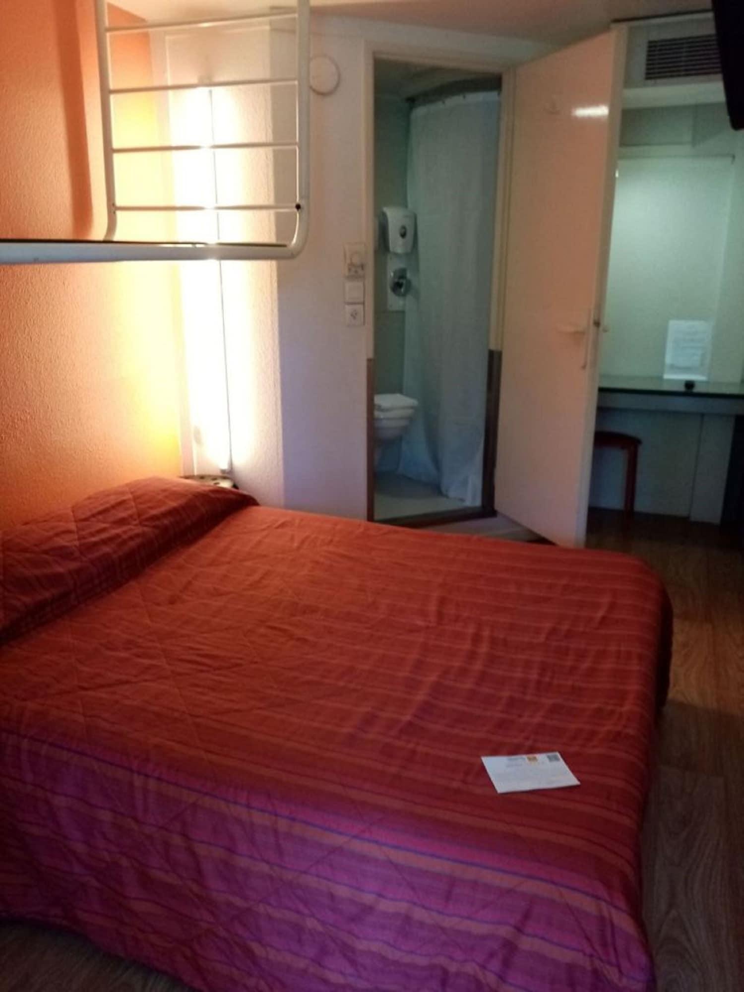 Premiere Classe St Etienne Nord Villars Вилар Экстерьер фото
