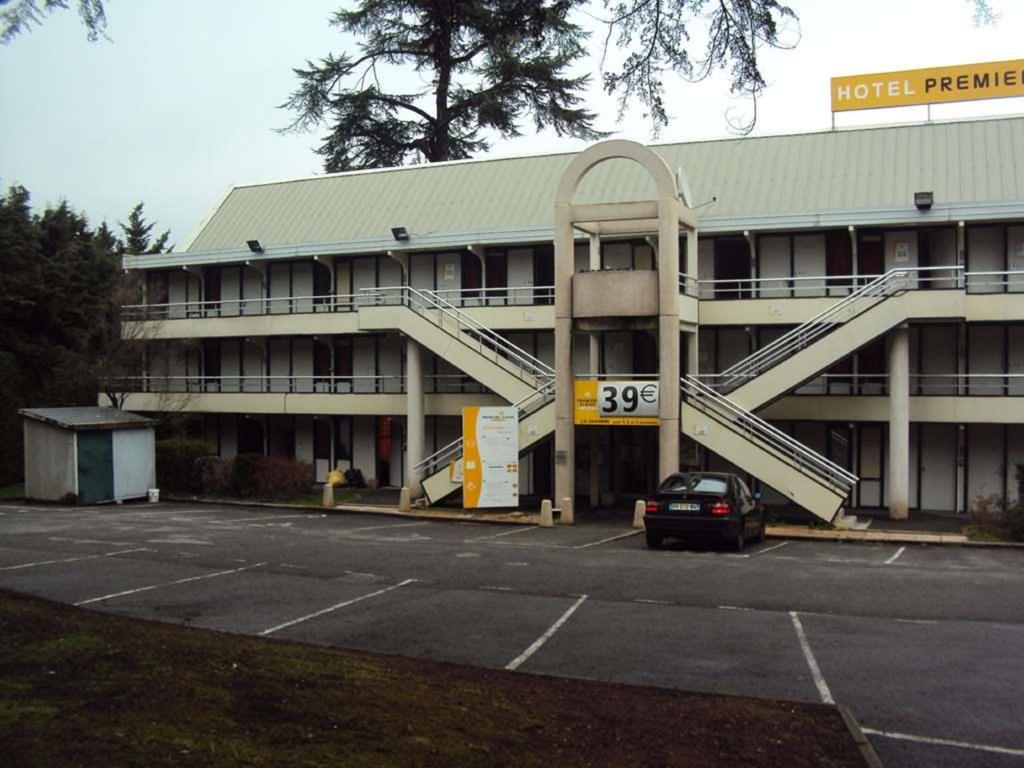 Premiere Classe St Etienne Nord Villars Вилар Экстерьер фото