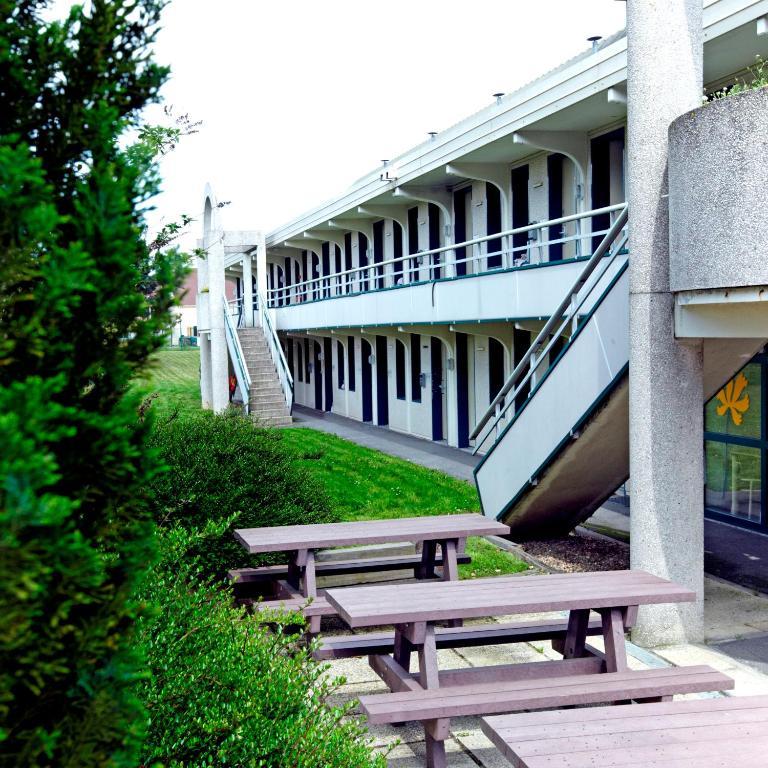 Premiere Classe St Etienne Nord Villars Вилар Экстерьер фото